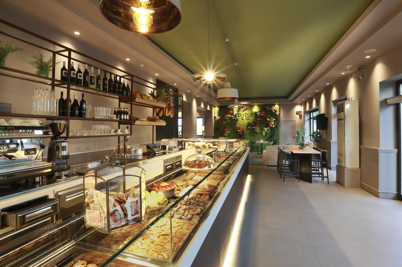 Hotel Aloisi Лече Екстериор снимка