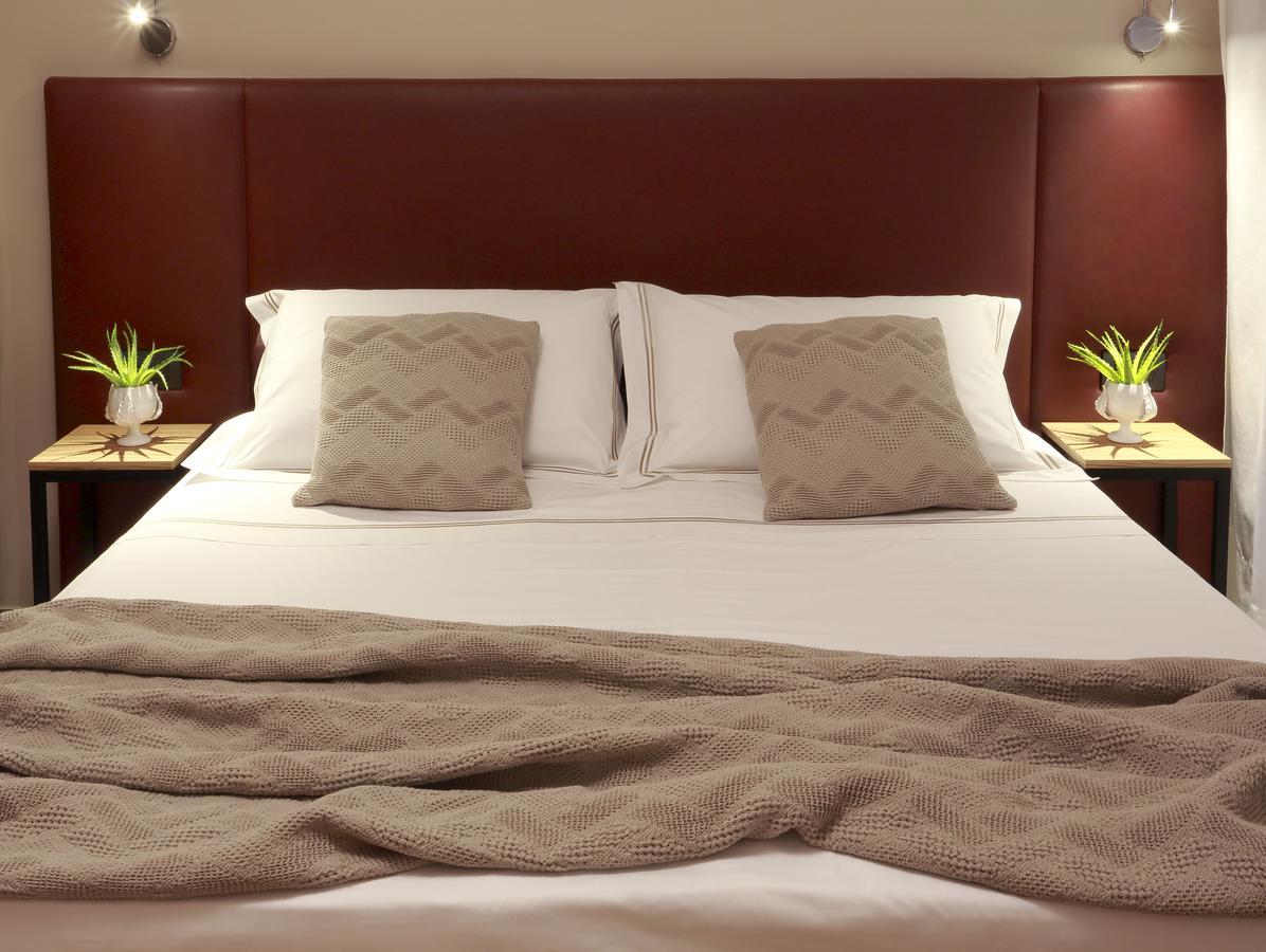 Hotel Aloisi Лече Екстериор снимка