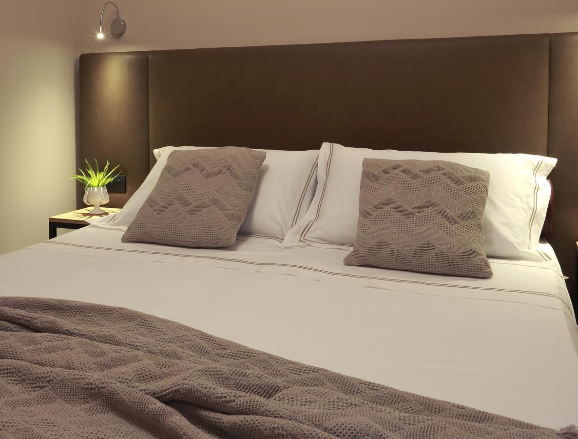 Hotel Aloisi Лече Екстериор снимка